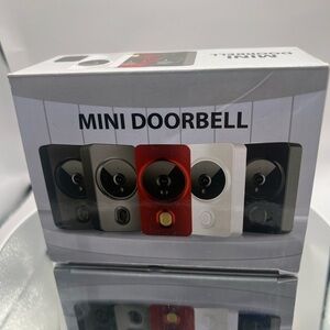 NWT Mini Doorbell Shiny Black